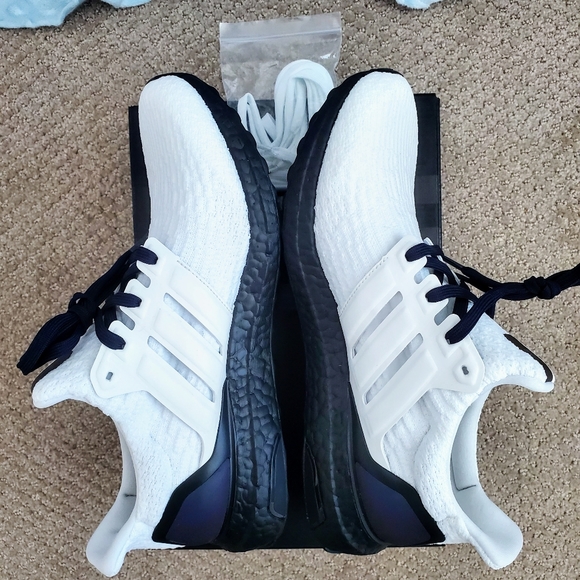 🦄🔥💯 VERY RARE Adidas UltraBoost Xeno sz 9 - Picture 4 of 7